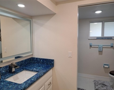 1 Colony Point Drive - Photo Thumbnail 23