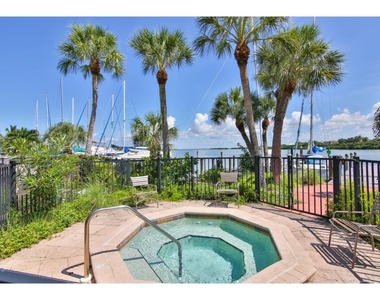 3440 Gulf Of Mexico Drive - Photo Thumbnail 6