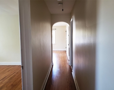 2602 North Street - Photo Thumbnail 4
