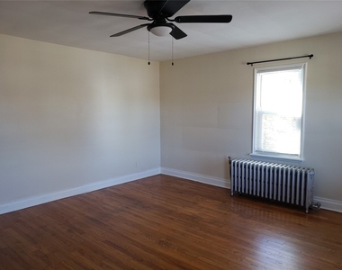 2602 North Street - Photo Thumbnail 8