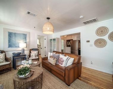 1413 2nd Avenue - Photo Thumbnail 13
