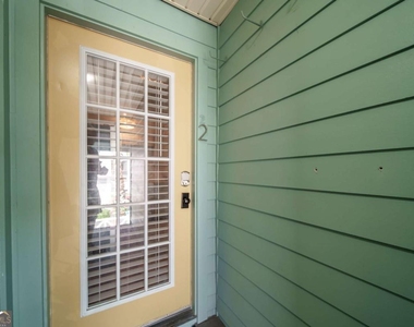 1413 2nd Avenue - Photo Thumbnail 6