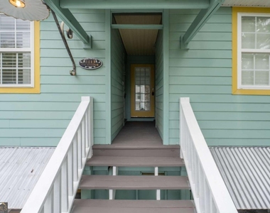 1413 2nd Avenue - Photo Thumbnail 5