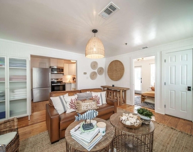 1413 2nd Avenue - Photo Thumbnail 12