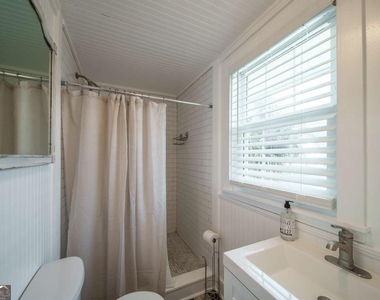1413 2nd Avenue - Photo Thumbnail 21