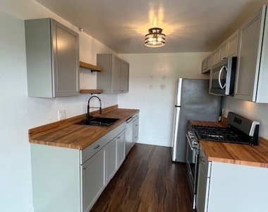1720 Ardmore - Photo Thumbnail 2