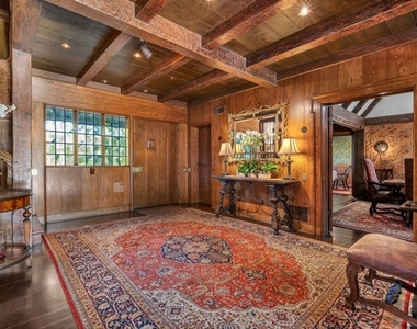 829 N Whittier Drive - Photo Thumbnail 52