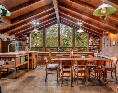 829 N Whittier Drive - Photo Thumbnail 36