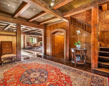 829 N Whittier Drive - Photo Thumbnail 3