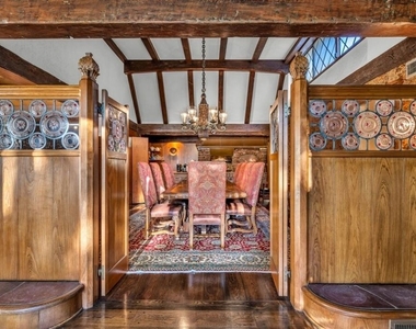 829 N Whittier Drive - Photo Thumbnail 10