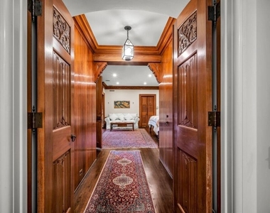 829 N Whittier Drive - Photo Thumbnail 28