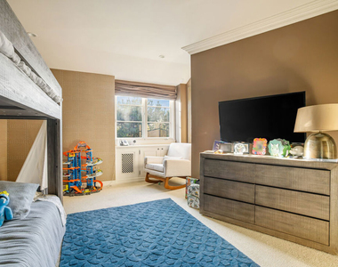 10847 Bellagio Road - Photo Thumbnail 47