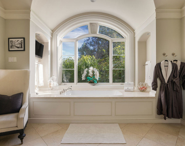 10847 Bellagio Road - Photo Thumbnail 30