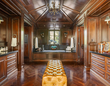 10847 Bellagio Road - Photo Thumbnail 35