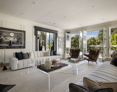 10847 Bellagio Road - Photo Thumbnail 6