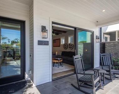 218 J Ave - Photo Thumbnail 1