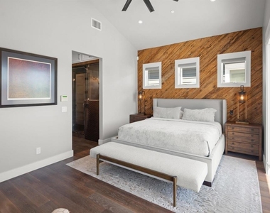218 J Ave - Photo Thumbnail 23