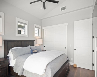 218 J Ave - Photo Thumbnail 29