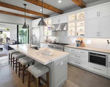 218 J Ave - Photo Thumbnail 20