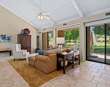522 Desert West Drive - Photo Thumbnail 19