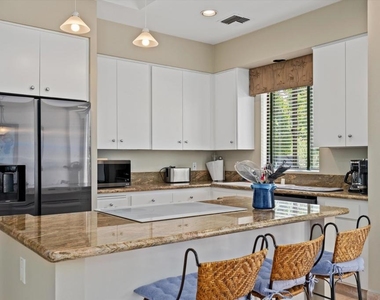 522 Desert West Drive - Photo Thumbnail 25