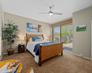 522 Desert West Drive - Photo Thumbnail 34