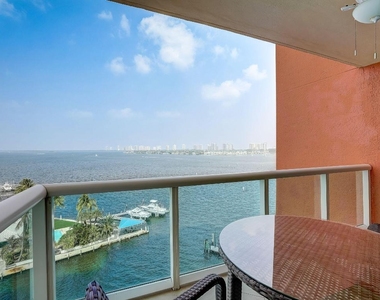 2650 Lake Shore Drive - Photo Thumbnail 42
