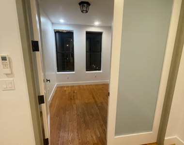 1629 St Johns Place - Photo Thumbnail 4
