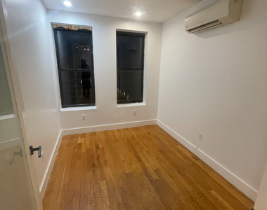 1629 St Johns Place - Photo Thumbnail 5