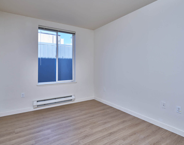 810 12th Avenue - Photo Thumbnail 34
