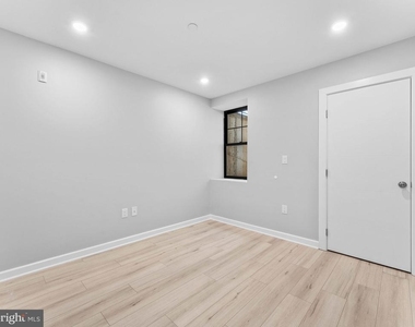1682 N 54th Street - Photo Thumbnail 8