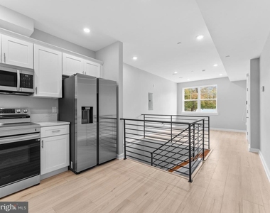 1682 N 54th Street - Photo Thumbnail 6