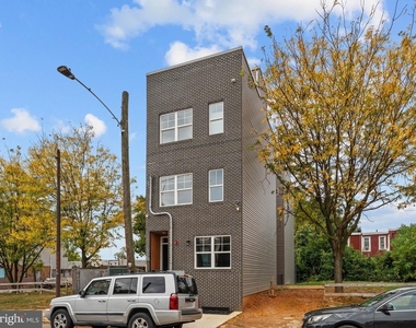 1682 N 54th Street - Photo Thumbnail 1