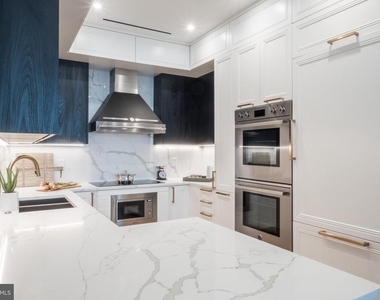 1401 Spruce Street - Photo Thumbnail 2