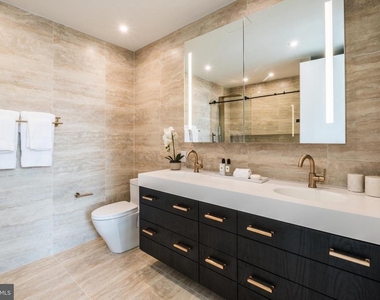 1401 Spruce Street - Photo Thumbnail 8