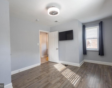 5532 B Street Se - Photo Thumbnail 1