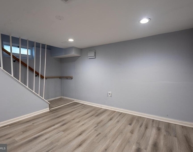 5532 B Street Se - Photo Thumbnail 6