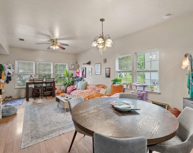 2115 E 18th St - Photo Thumbnail 15
