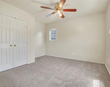 2115 E 18th St - Photo Thumbnail 10