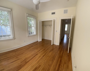 1310 N Laura Street - Photo Thumbnail 10