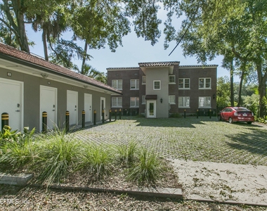 1310 N Laura Street - Photo Thumbnail 19