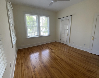 1310 N Laura Street - Photo Thumbnail 7