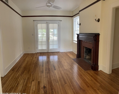 1310 N Laura Street - Photo Thumbnail 5