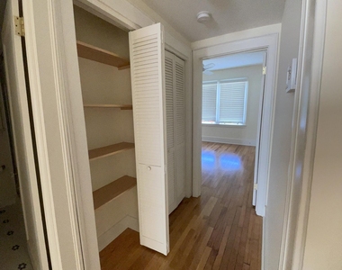 1310 N Laura Street - Photo Thumbnail 14