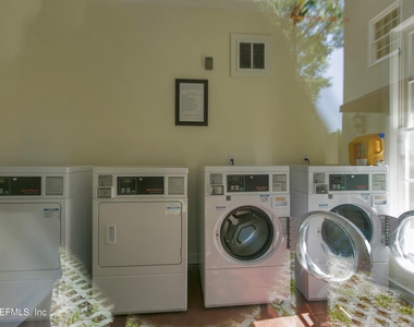1310 N Laura Street - Photo Thumbnail 18