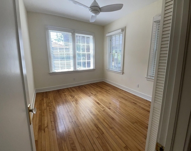 1310 N Laura Street - Photo Thumbnail 11