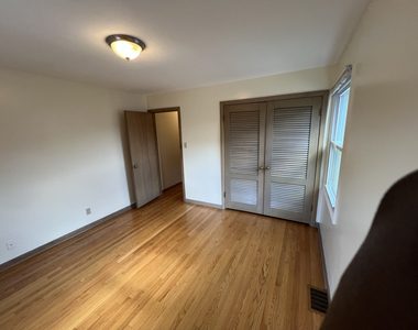 3014 Harlem Avenue - Photo Thumbnail 15