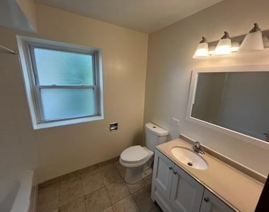 3014 Harlem Avenue - Photo Thumbnail 18