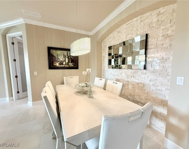 28119 Tamberine Court - Photo Thumbnail 5