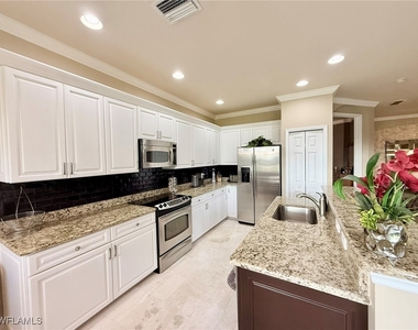 28119 Tamberine Court - Photo Thumbnail 17